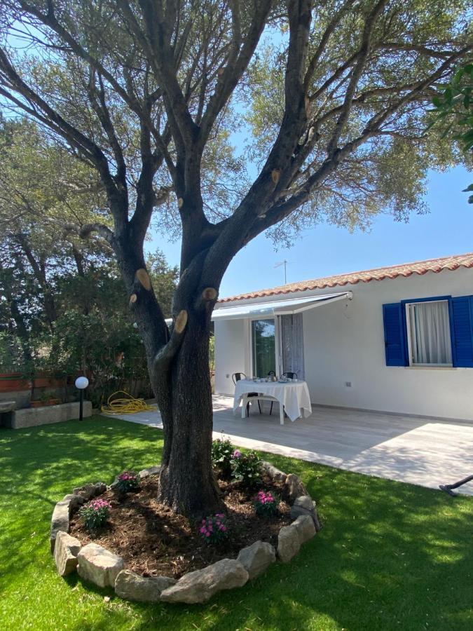 La Casa Sull'Acqua Villa Olbia Exteriör bild