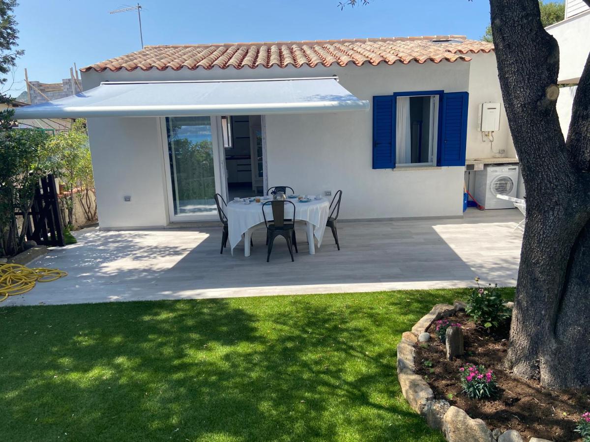 La Casa Sull'Acqua Villa Olbia Exteriör bild